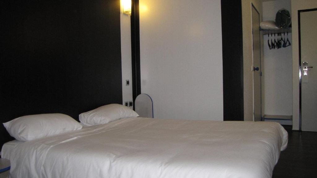 Comfort Hotel Poissy Technoparc Pokój zdjęcie