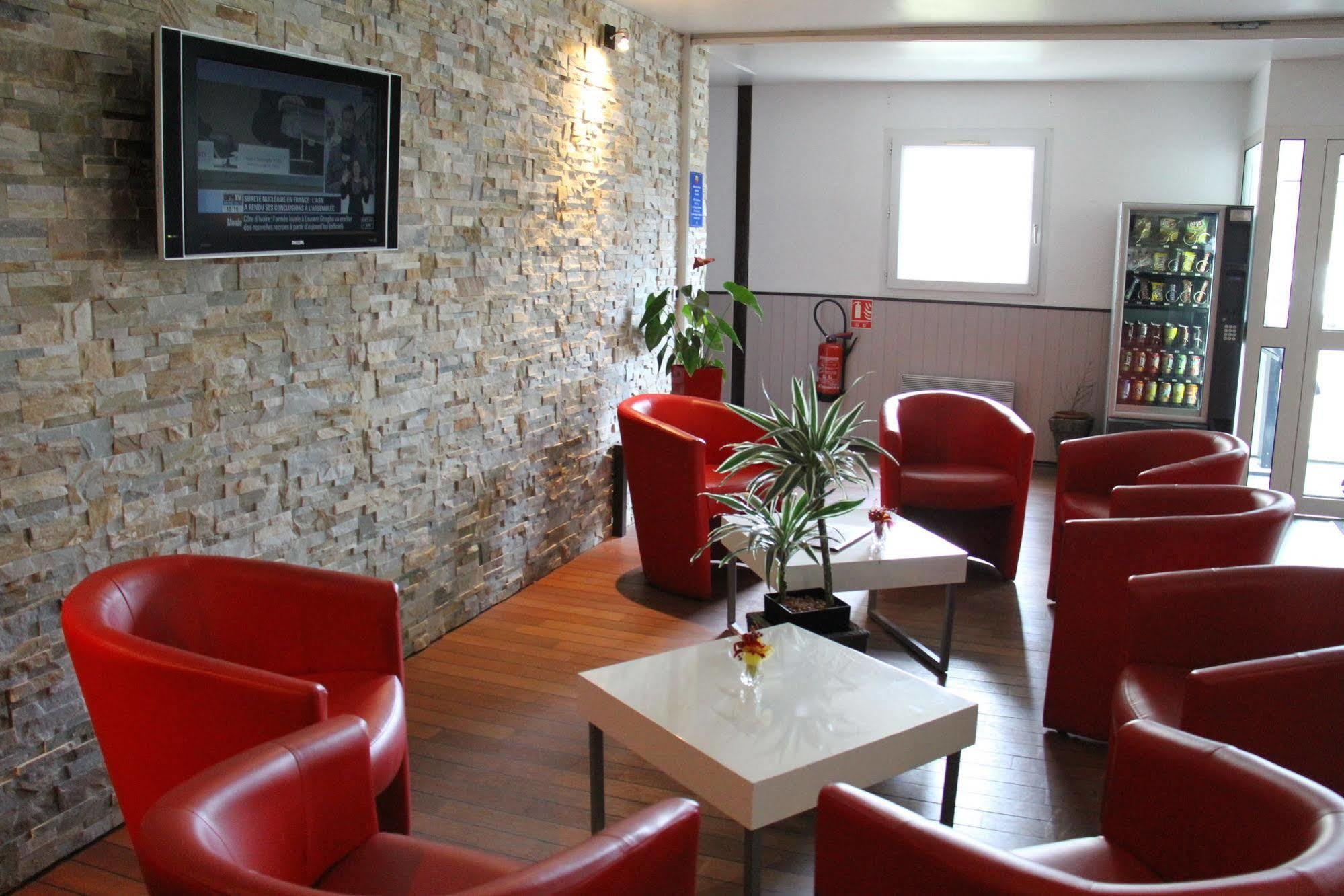 Comfort Hotel Poissy Technoparc Zewnętrze zdjęcie
